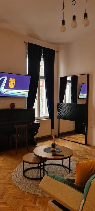 Zeiss House Appartement Braşov Buitenkant foto