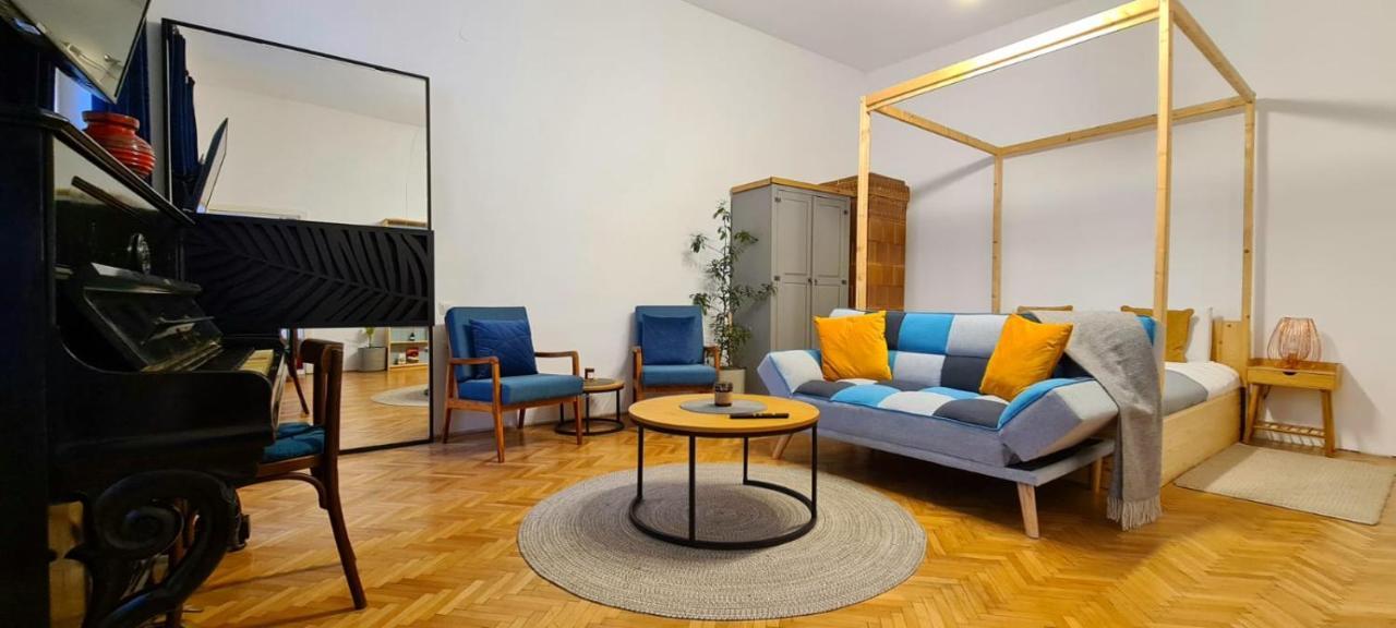 Zeiss House Appartement Braşov Buitenkant foto