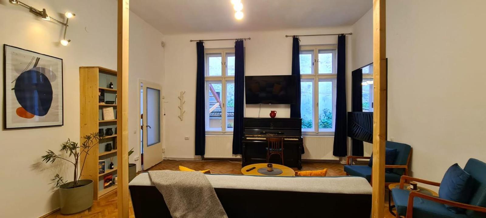 Zeiss House Appartement Braşov Buitenkant foto